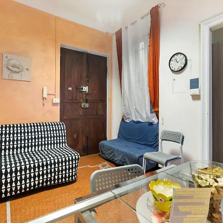 Апартаменты Simplistic In Near The Sea *
